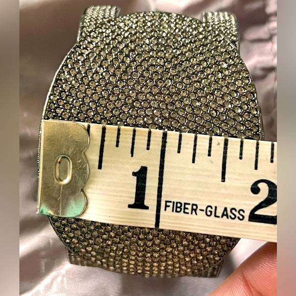 ❌❌SOLD‼️❌❌Nwt**Herve Van Der Straeten Crystal double cuff bracelet - Picture 5 of 8